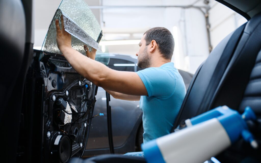 INSTALLATION D’ÉQUIPEMENT - La Seyne - JMA AUTO